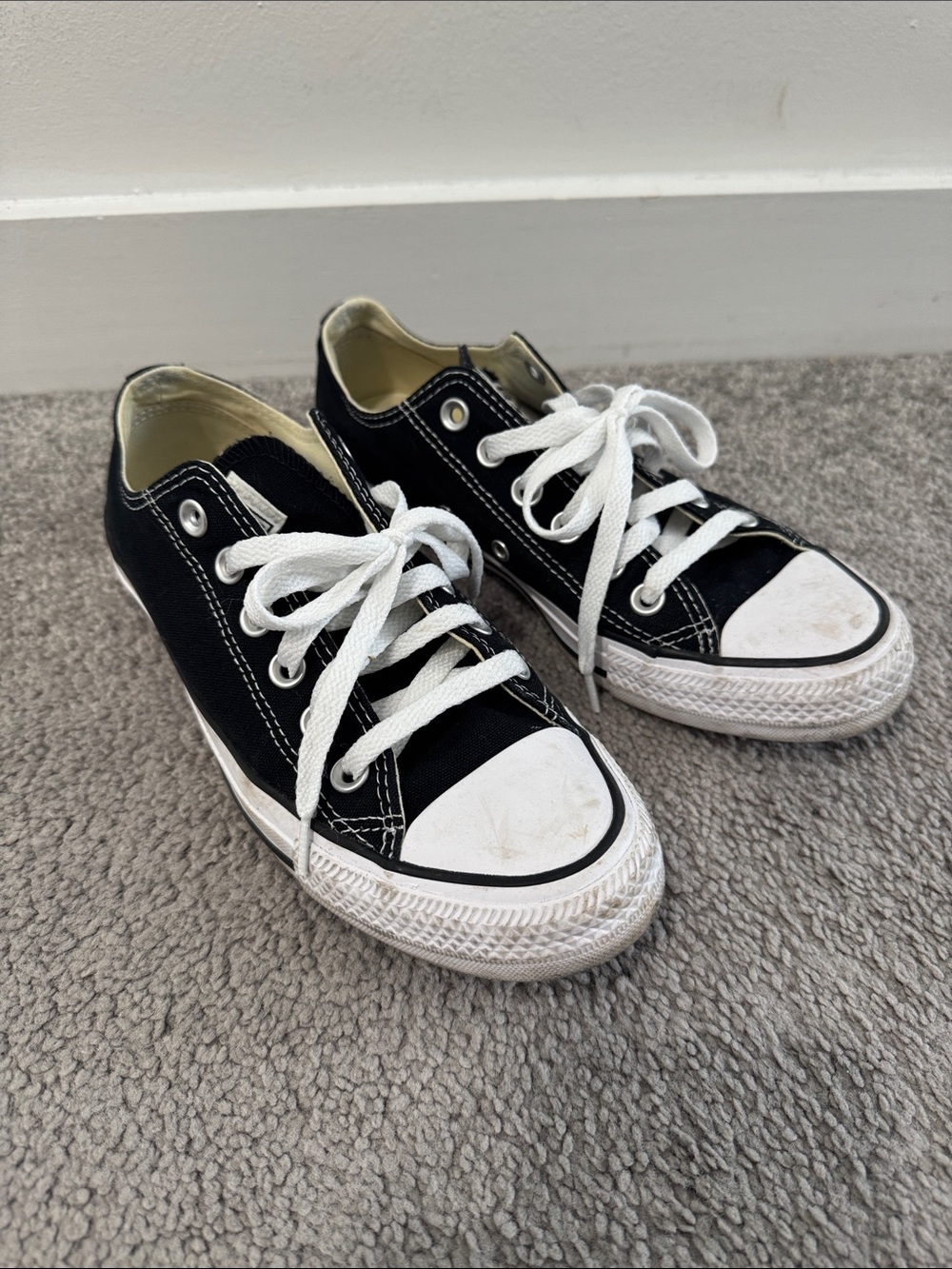 Converse Black and White Low-Top Canvas Sneakers - womens size 7